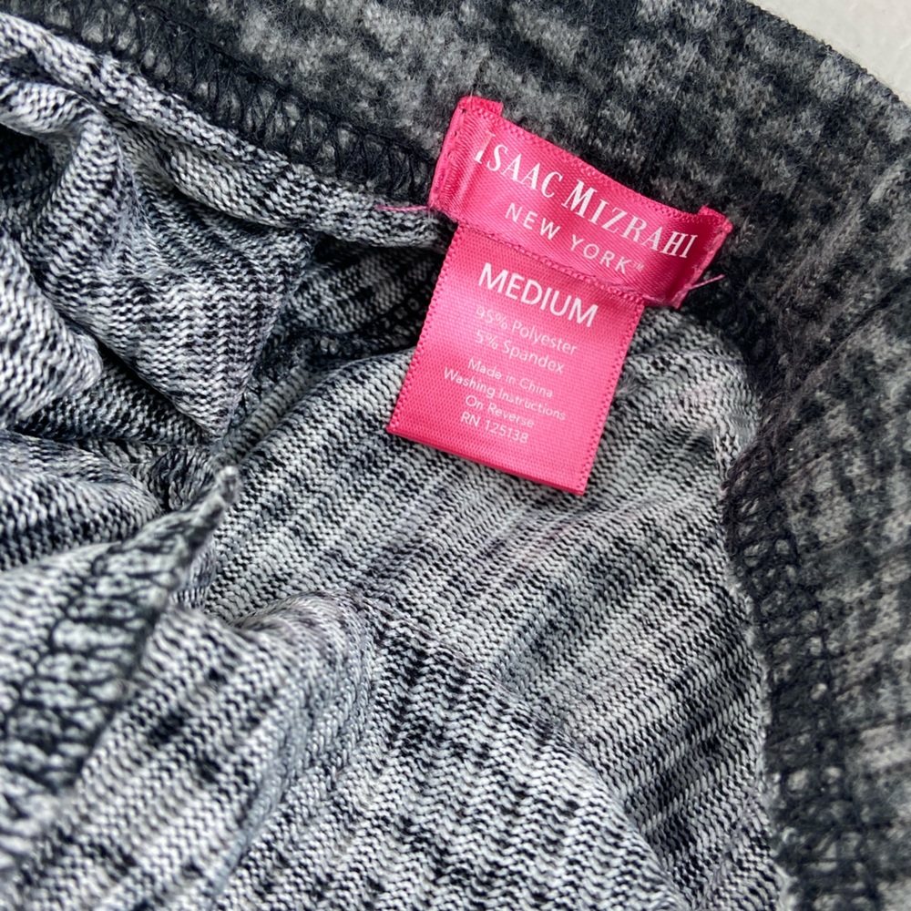 NWT Isaac Mizrahi Lounge pajamas set grey black pants and short sleeve top - Picture 4 of 16